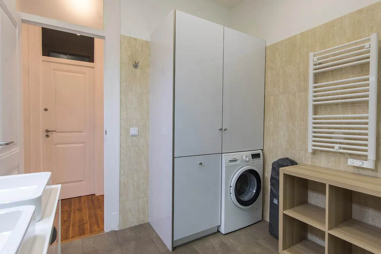 Lovelystay - Comfortable Apartment With River Views Lissabon Portugal