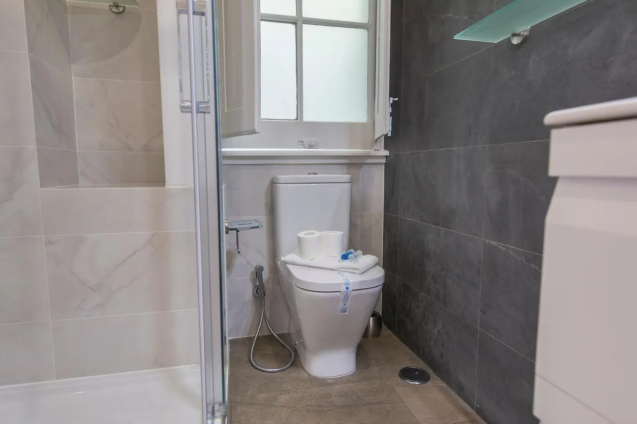 Lovelystay - Comfortable Apartment With River Views Lisbon 0*,  Portugal