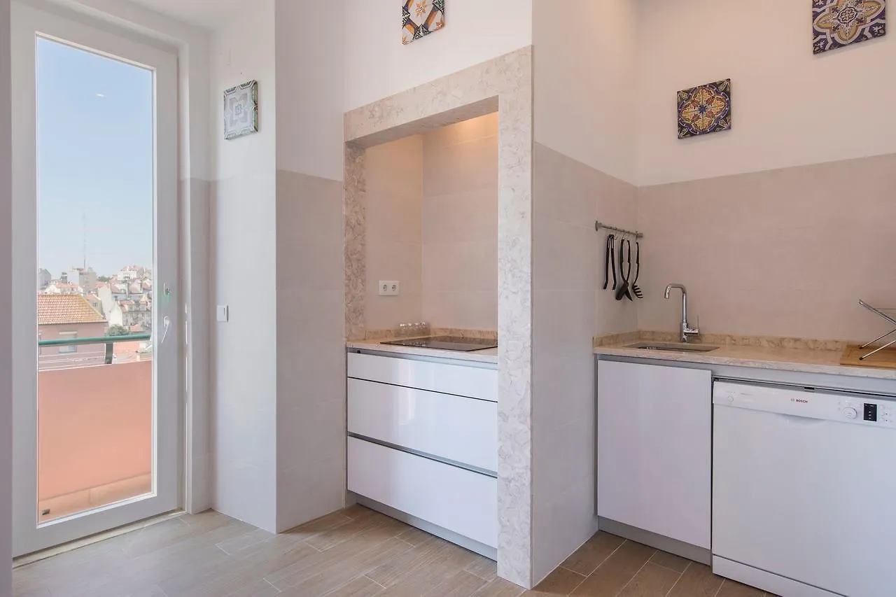 Lovelystay - Comfortable Apartment With River Views Lisbon