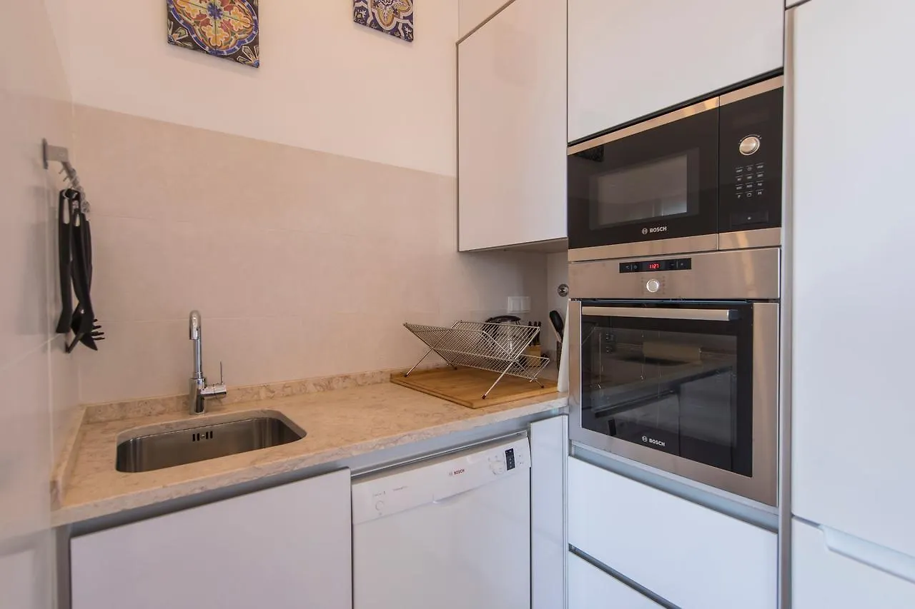Lovelystay - Comfortable Apartment With River Views Lisbon
