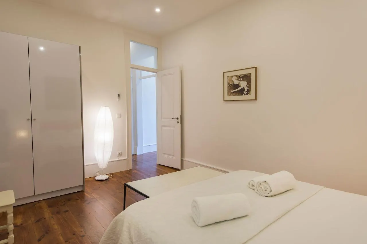 Lovelystay - Comfortable Apartment With River Views Lisbon
